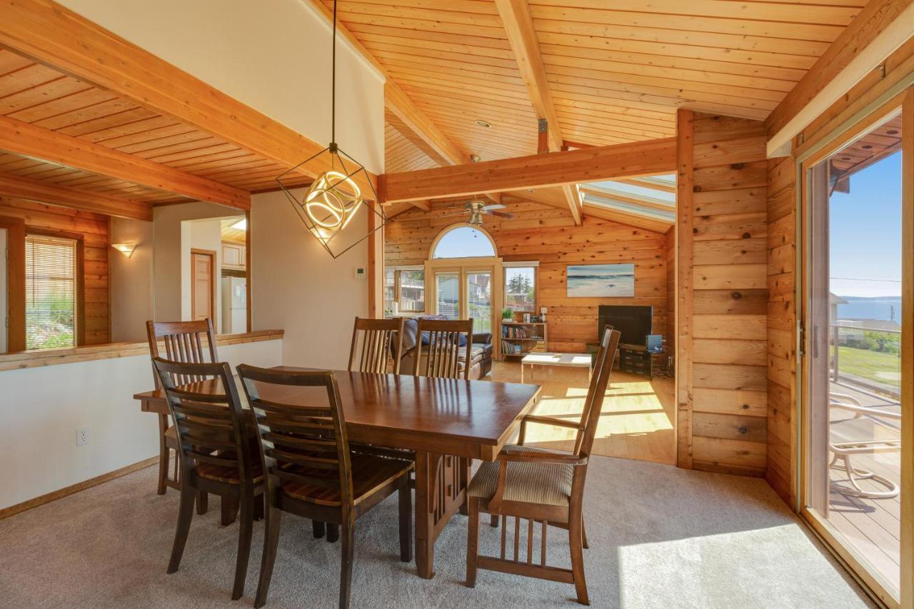 Whidbey Cedar Sunsets Villa Freeland Екстериор снимка