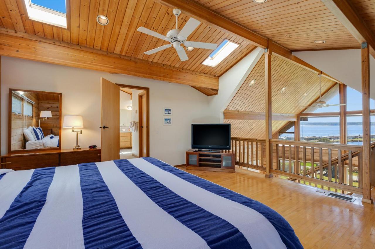 Whidbey Cedar Sunsets Villa Freeland Екстериор снимка